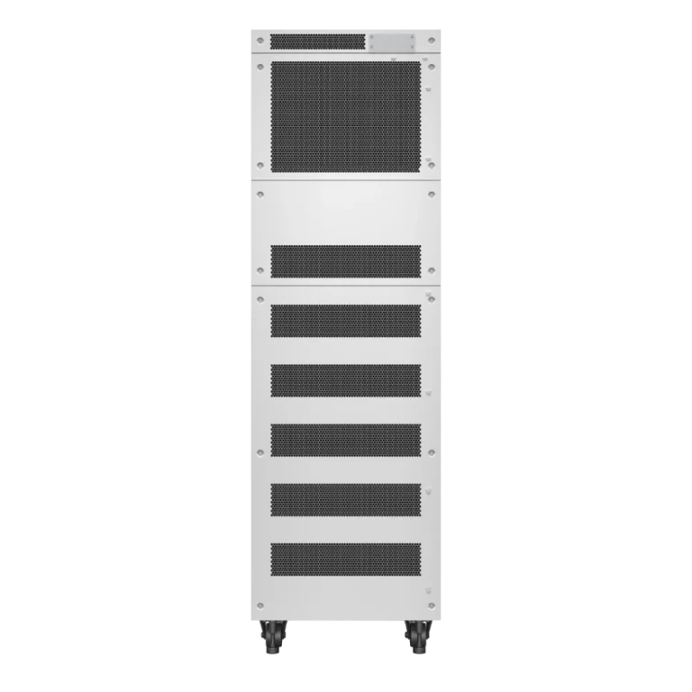 APC Easy UPS 3M 60kVA - Vue arrière APC Easy UPS 3M 60kVA E3MUPS60KHB1, panneau arrière avec grilles de ventilation