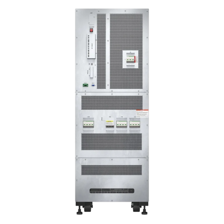 APC Easy UPS 3S 30kVA - Vue arrière connexions APC Easy UPS 3S 30kVA E3SUPS30KHB1, panneau arrière avec disjoncteurs électriques et connexions d'alimentation triphasée