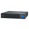 APC Easy UPS SRV 1kVA Rack 2U - Vue 3/4 avant gauche APC Easy UPS SRV 1kVA SRV1KRI, format rack 2U gris anthracite, vue 3/4 avant gauche, écran LCD bleu 230V, logo APC Easy-UPS, grilles ventilation horizontales, Schneider Electric